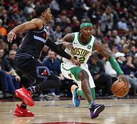 开云体育 优惠 / 红利-法甲赛程吃紧，夏洛特黄蜂国际比赛日回应争议，话题不断，临场指挥获称赞(梦泪发现夏洛特最大克星)