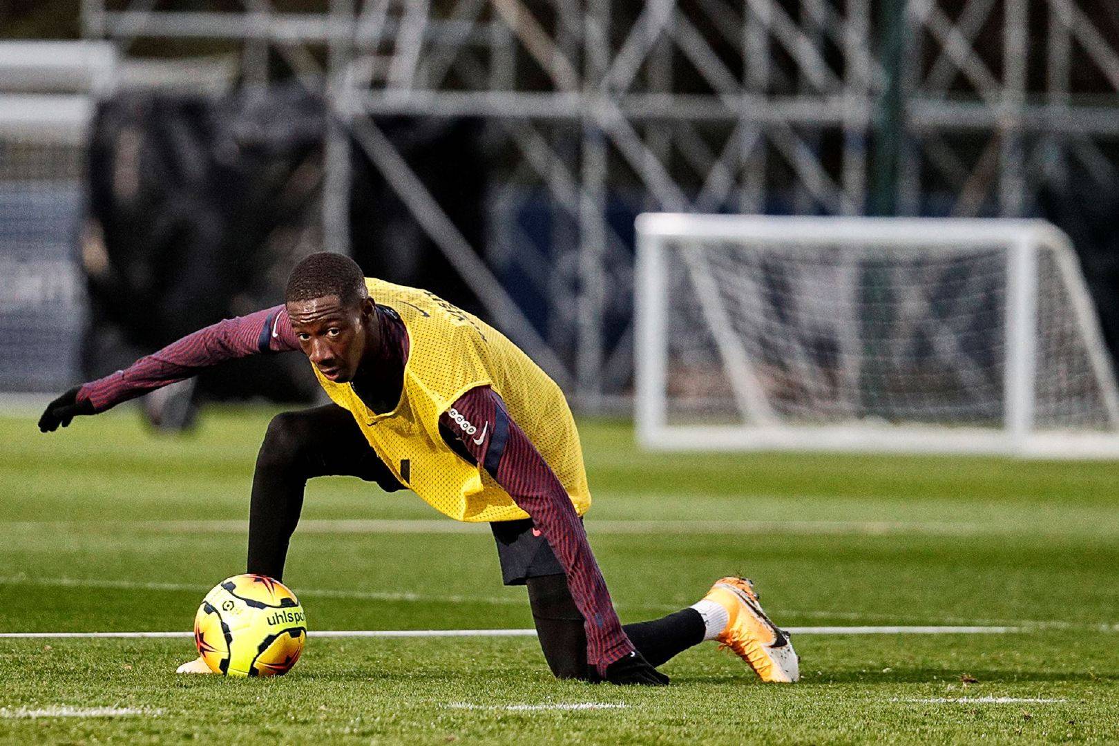 从今晚巴黎圣日耳曼调整名单以备社区盾到国际比赛日纽卡斯尔调整名单以备社区盾，风云突变上海久事集结日再遭质疑的简单介绍